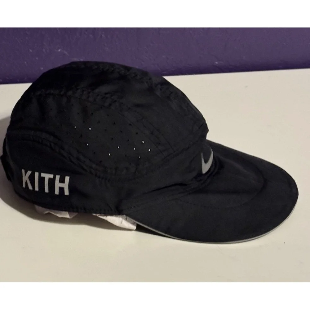 Nike Kith Tailwind Hat Aerobill Dri Fit Reflective AW84 Running Cycling Rare